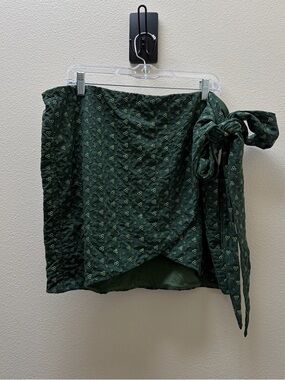 Alpine Butterfly Swim Wrap Skort in Dark Green NWT